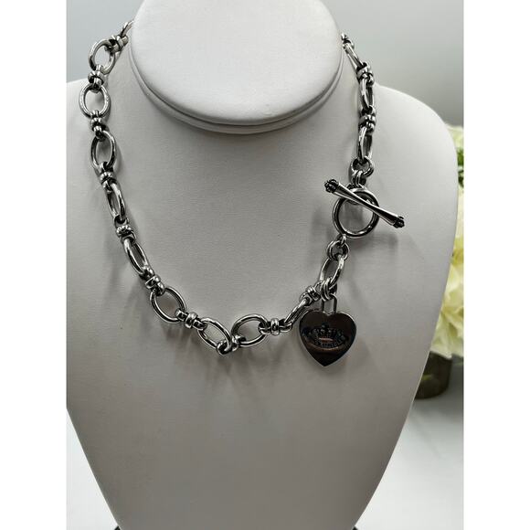 Juicy Couture‎ Vintage Silver Chain Link Heart Crown Charm Toggle 2000s Necklace - Picture 4 of 9